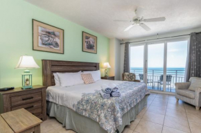 Luxury 2 BR Oceanfront Condo, 3 Private Balconies